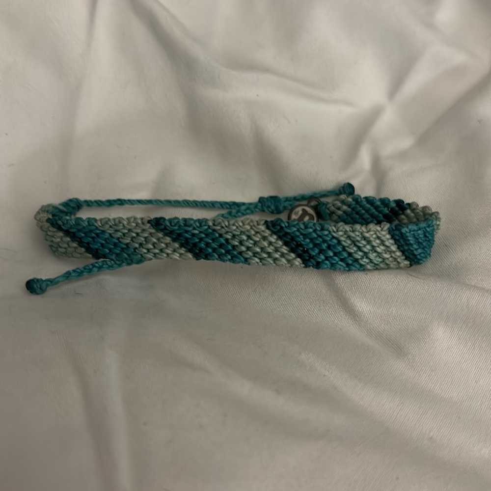 Pura vida flat braided bracelet